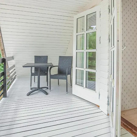 4 Bedroom Awesome In Prázdninový dům *