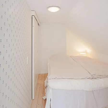 4 Bedroom Awesome In Σπίτι διακοπών