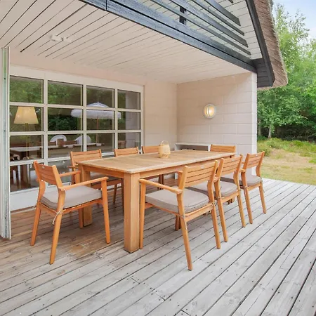 4 Bedroom Awesome In * Pandrup